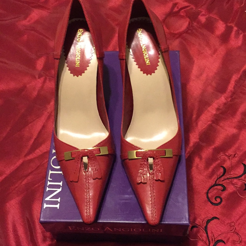 Enzo Angiolini